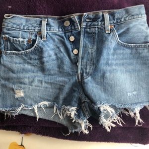 Levi shorts